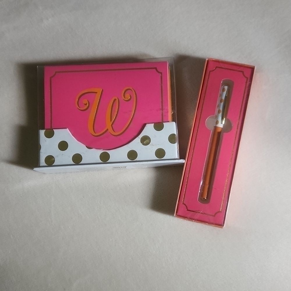 "W" Stationary Cards and Pen NWT